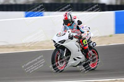 media/Apr-18-2025-TrackDaz (Fri) [[45f5874c44]]/A Group/Session 3 (Turn 6 - Outside)/